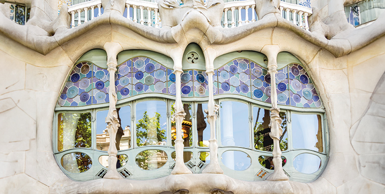 Gaudi's fantastical art in Barcelonat